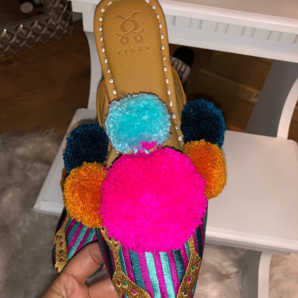 Mules - Picture 2 of 7